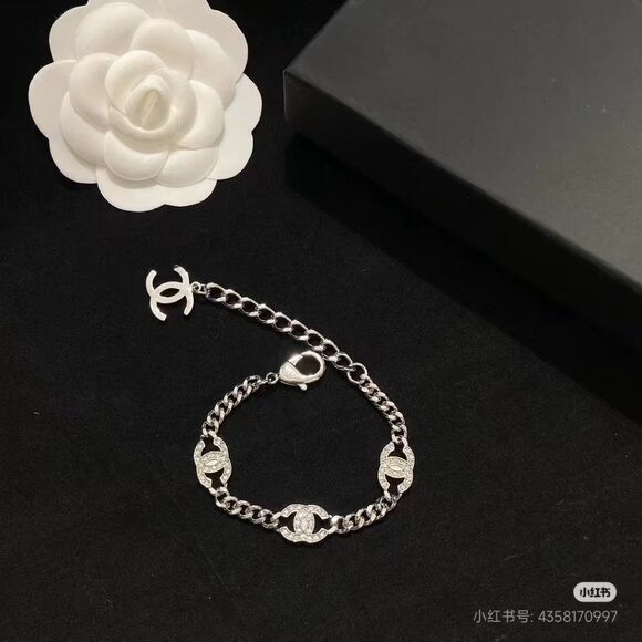 Chanel Black and Silver Pearl Bracelet - Picture 5 of 5